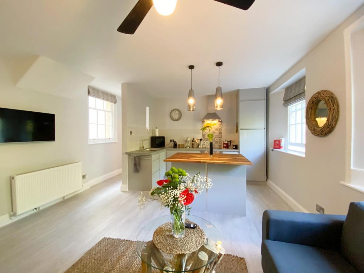 Meadfoot Bay Apartment At Hesketh Crescent トーキー エクステリア 写真